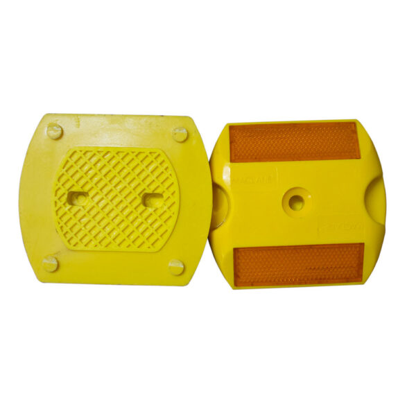 Maclane Plastic Road Stud Without Shank