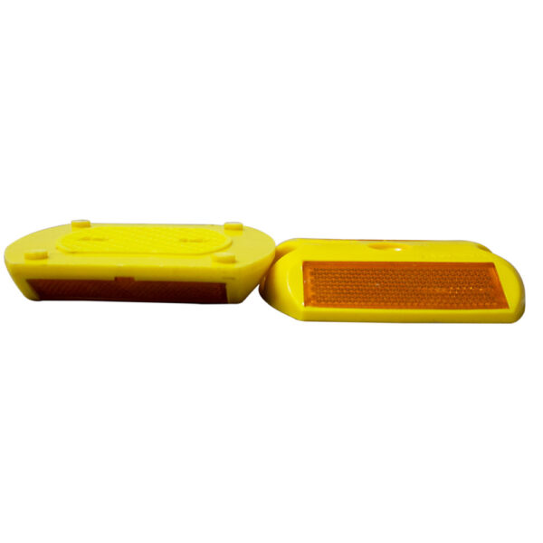 Maclane Plastic Road Stud Without Shank - Image 3